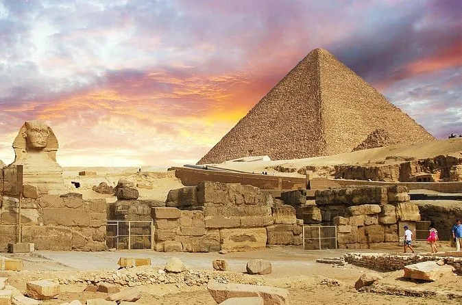 Pyramids and Grand Egyptian Museum Day Tour